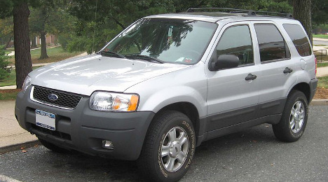 2001-04_Ford_Escape