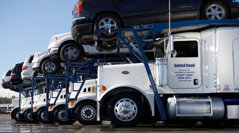 multiple-trucks-from-side