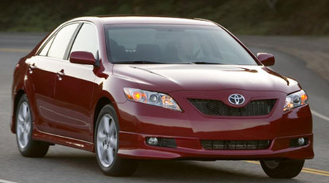 2007-toyota-camry-se-photo-129018-s-986x603