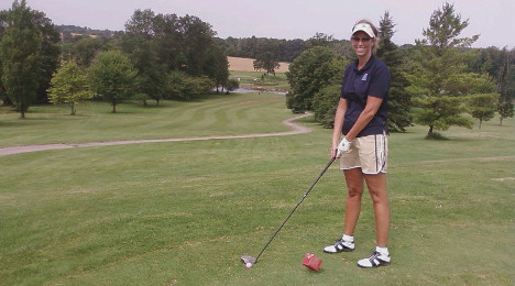 Deborah Stokes golfing