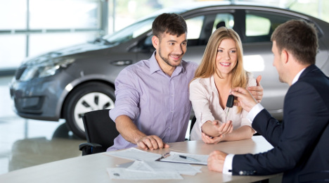 couple at dealership