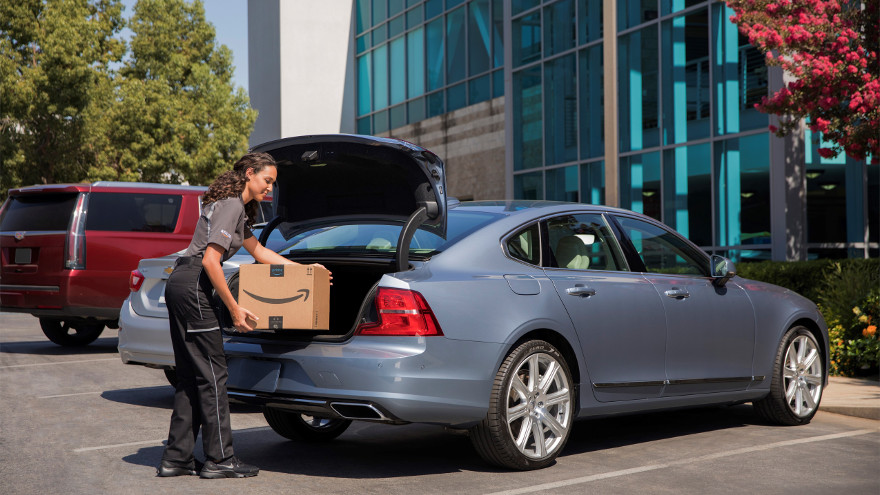 227704_Volvo_Cars_adds_in-car_delivery_by_Amazon_Key_to_its_expanding_range_of