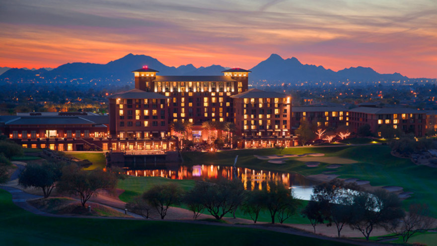 The-Westin-Kierland-Resort-at-dusk