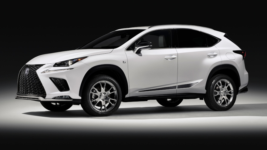 2019_Lexus_NX_Blackline_EXT_01_A0F52B6E5155B9CBFC73C267021CEE8BCA4B66B2