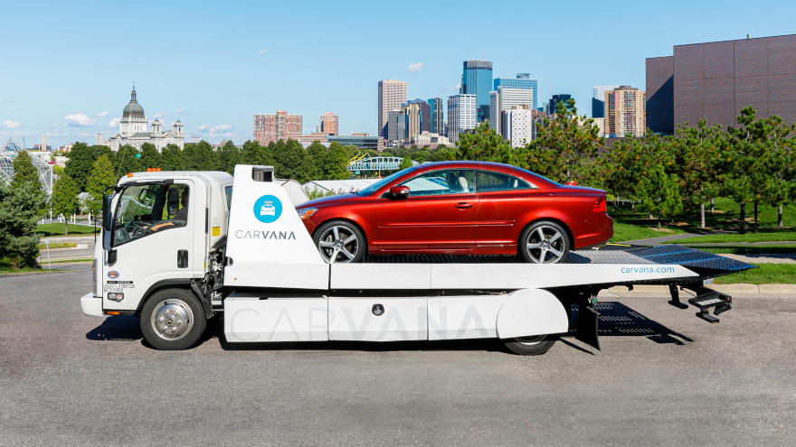 Carvana_Minneapolis_Skyline_0971