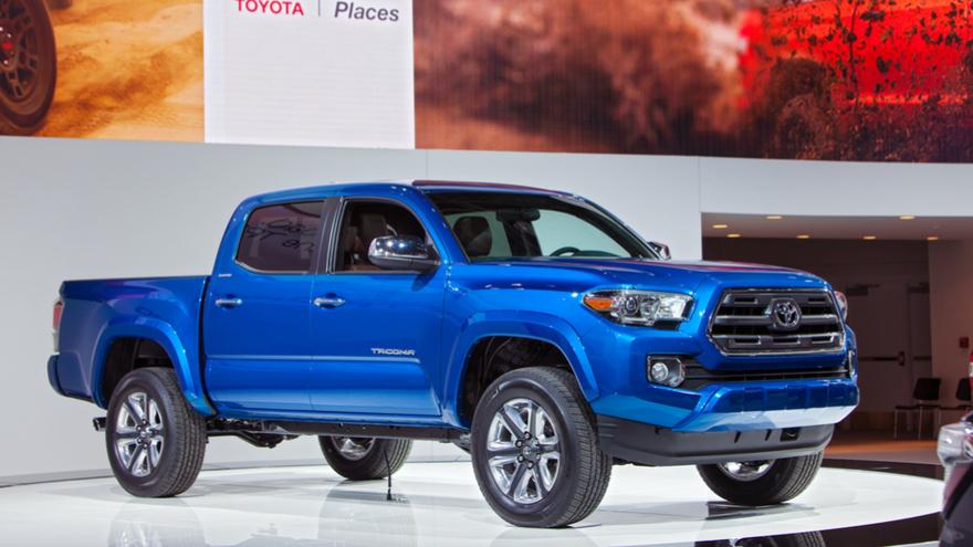 Toyota Tacoma 2015 shutterstock_245219197